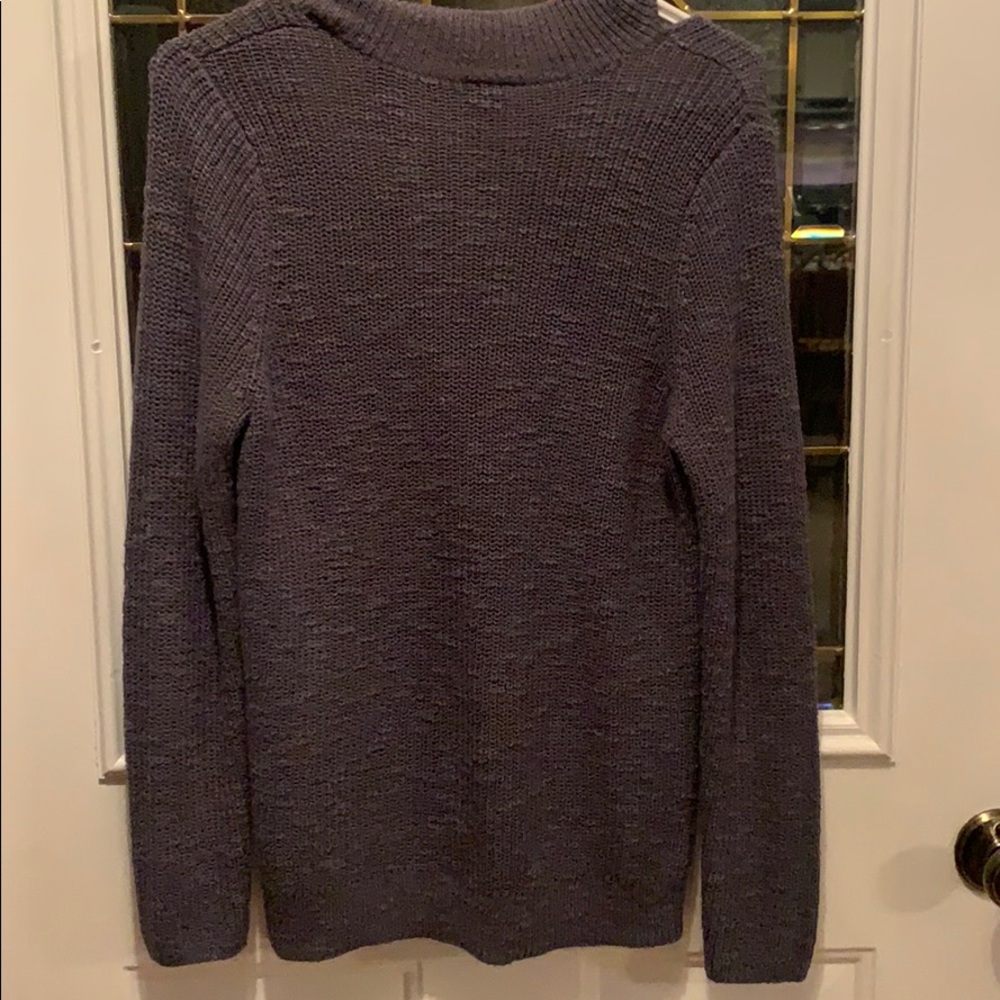 Sweater - Picture 4 of 4